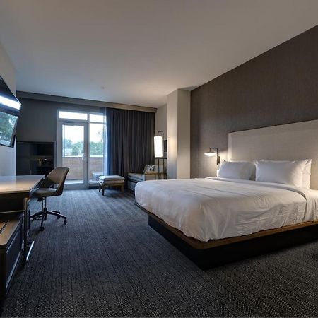 Courtyard By Marriott Iowa City University Heights Exteriér fotografie