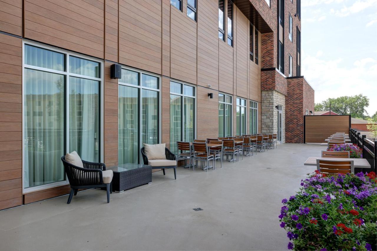 Courtyard By Marriott Iowa City University Heights Exteriér fotografie