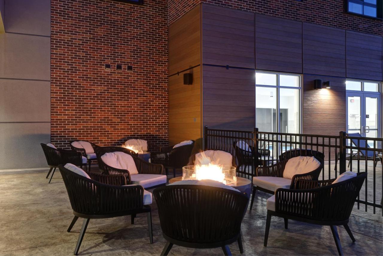 Courtyard By Marriott Iowa City University Heights Exteriér fotografie