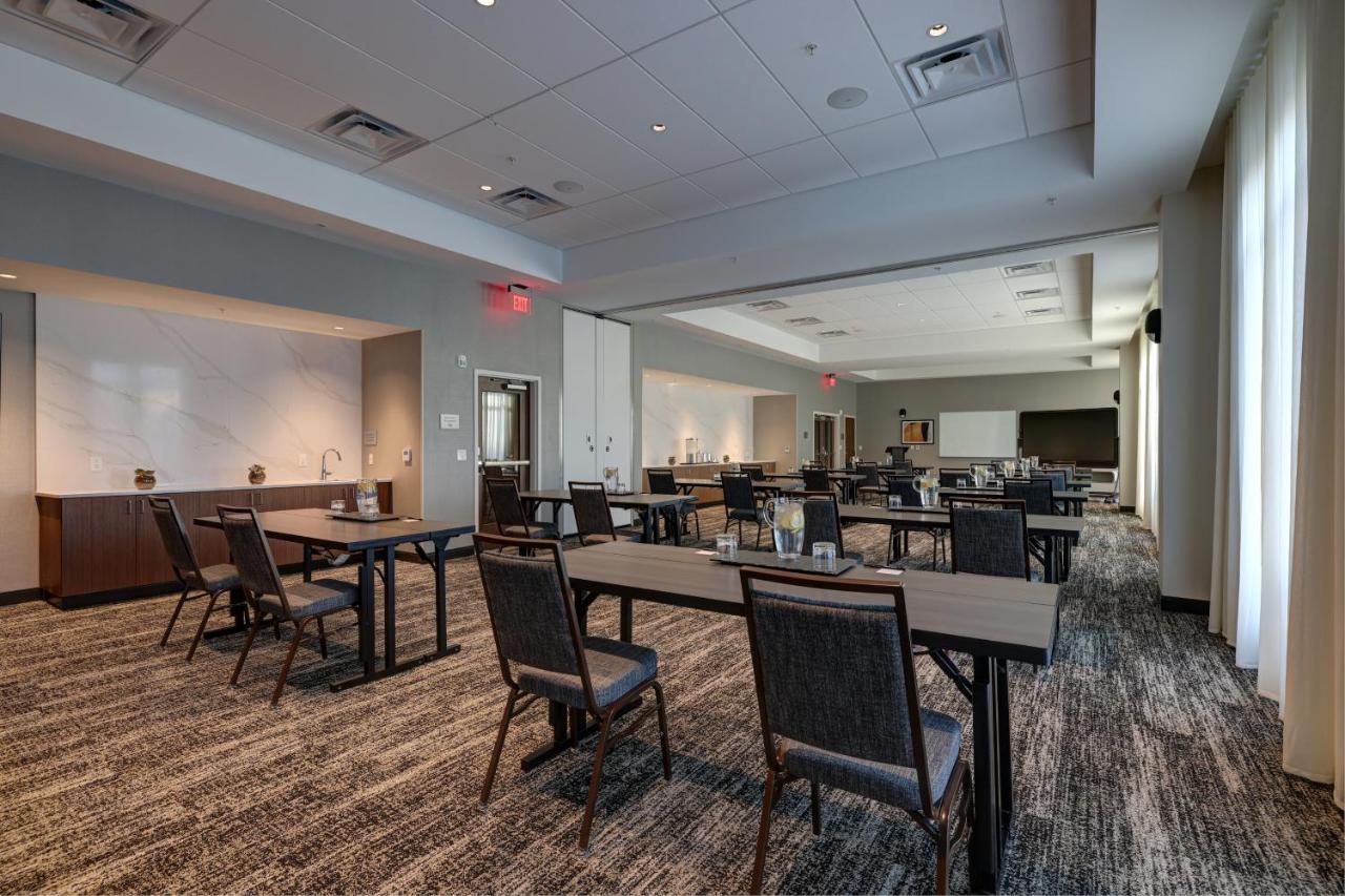 Courtyard By Marriott Iowa City University Heights Exteriér fotografie